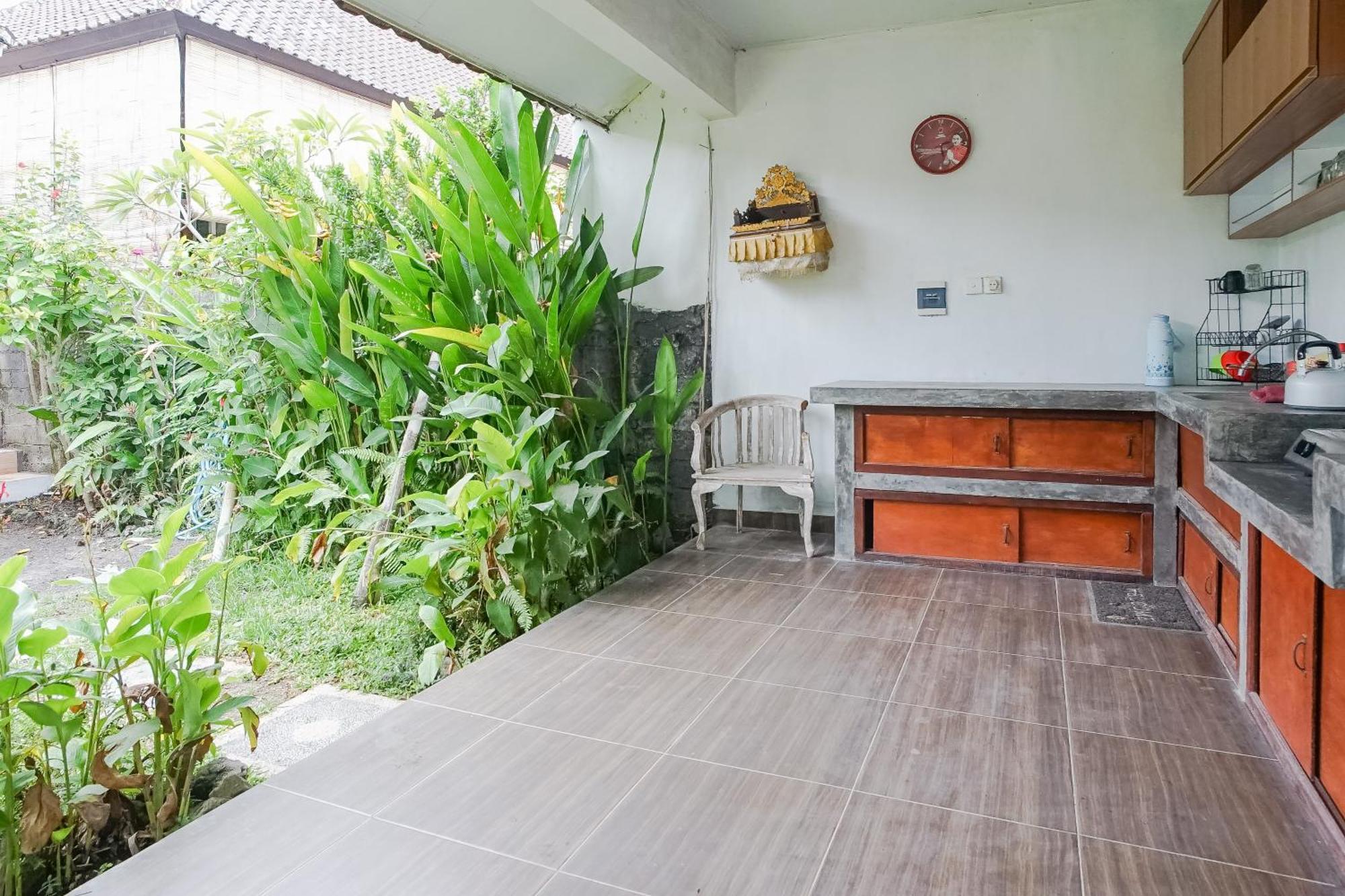 Karan Homestay Canggu Exteriör bild